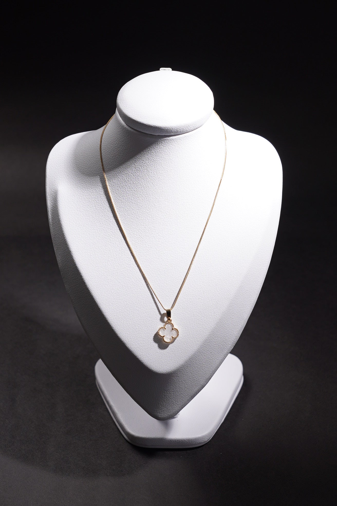 cadena veneciana con dije