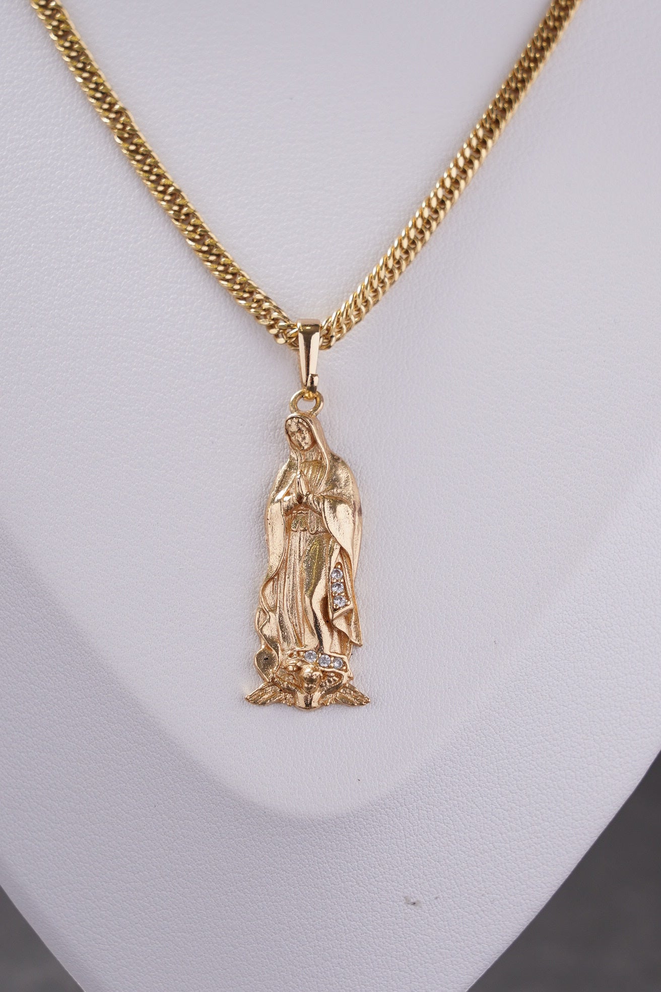 cadena  cubana con dije