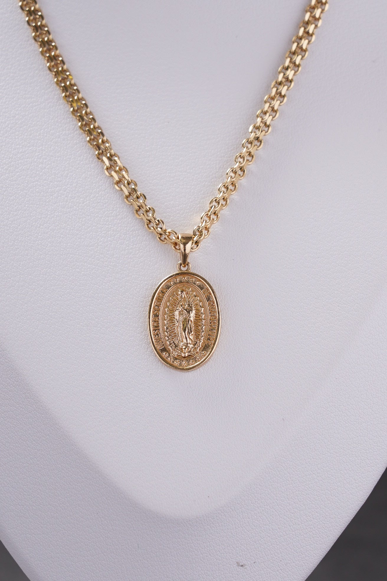 cadena tejido chino con dije